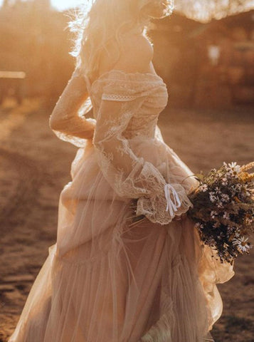 files/Chic-V-neck-Flowy-Tulle-Long-Sleeves-Floor-Length-Wedding-Dress-2.jpg