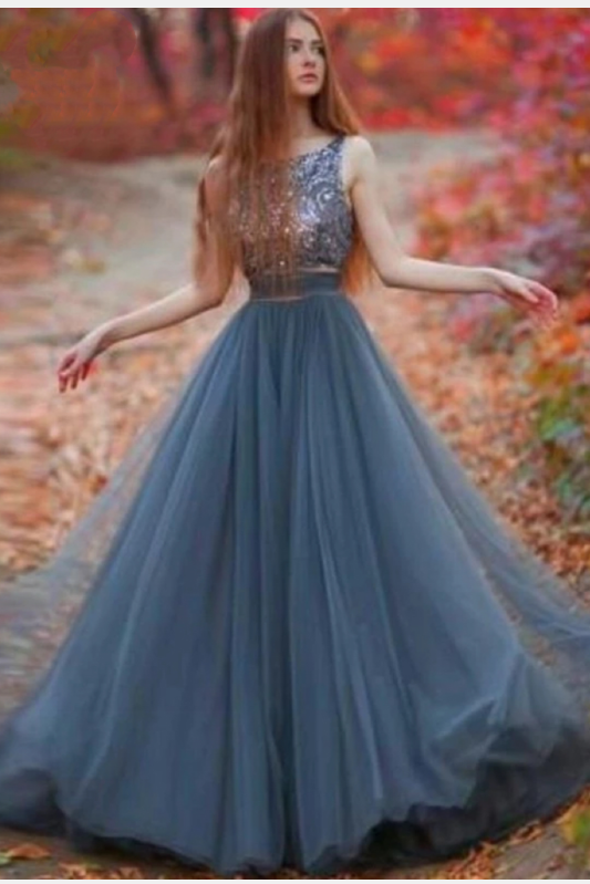Charming V-Back Tulle Gray Evening Long Prom Dress