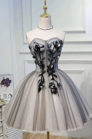 products/Elegant_A_Line_Strapless_Tulle_Homecoming_Dresses_with_Lace_up_Short_Prom_Dresses_H1333.jpg