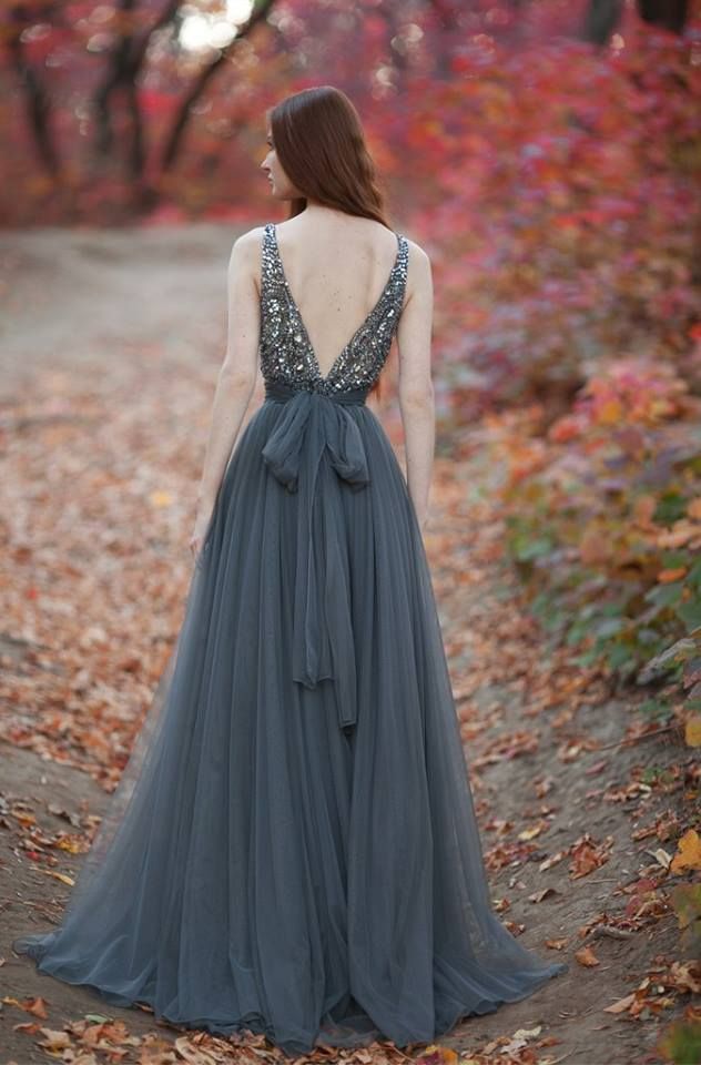 Charming V-Back Tulle Gray Evening Long Prom Dress